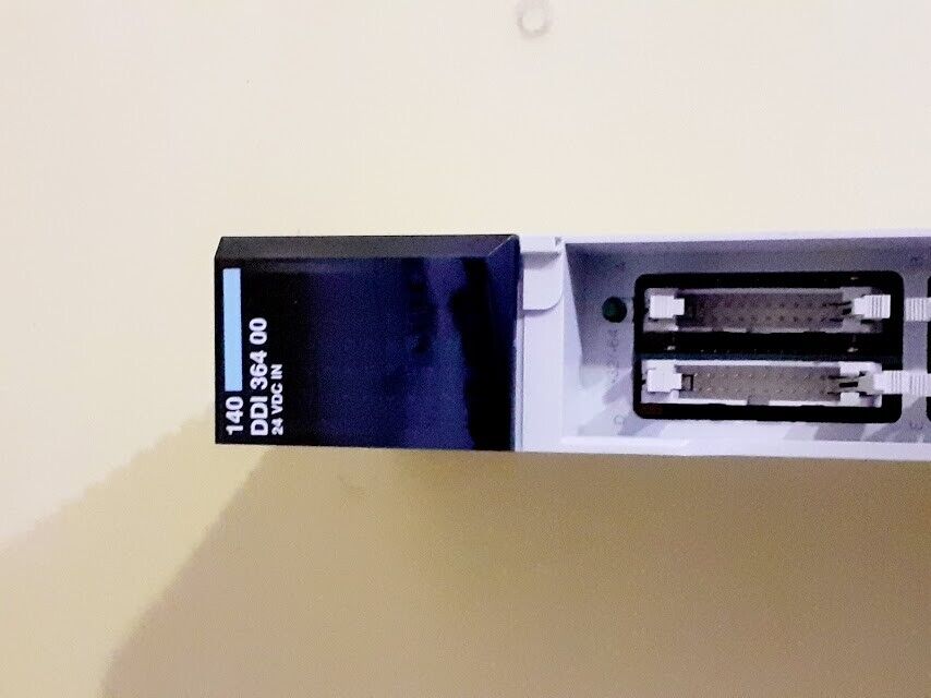 Schneider Modicon Quantum 140DDI36400 DC In 24V 6x16 Sink Telefast Module 140 DD - Image 4
