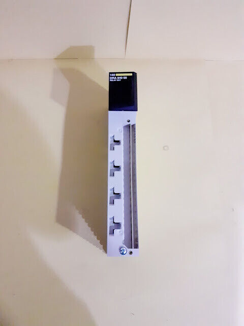 Schneider Modicon TSX Quantum 140DRA84000 Relay Output 16X1 Module 140 DRA 840 0 - Image 2