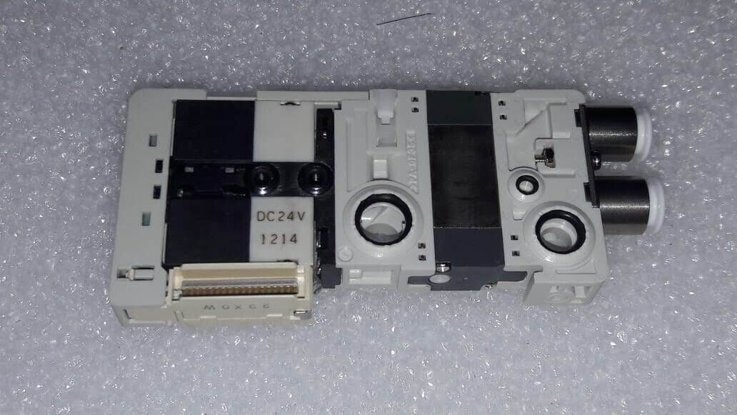 CKD N3E0660-C6-M-3 Solenoid Valve 012-012911-1 G KX08129861 DC24V - Image 4
