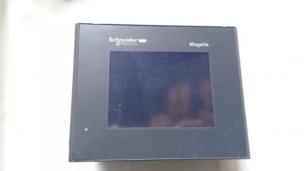 Schneider XBTGC1100U PV:01 RL:00 SV:1.0 Magelis Controller Panel