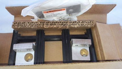 EATON Cutler-Hammer 2TA603LDK  AL CU (2) 400-500 MCM Terminal & Barrier Assy