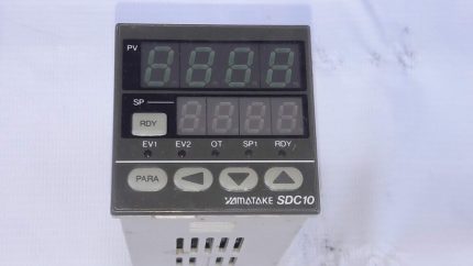 Yamatake Corporation SDC10 C10T0DTA0100 Temperature Controller New
