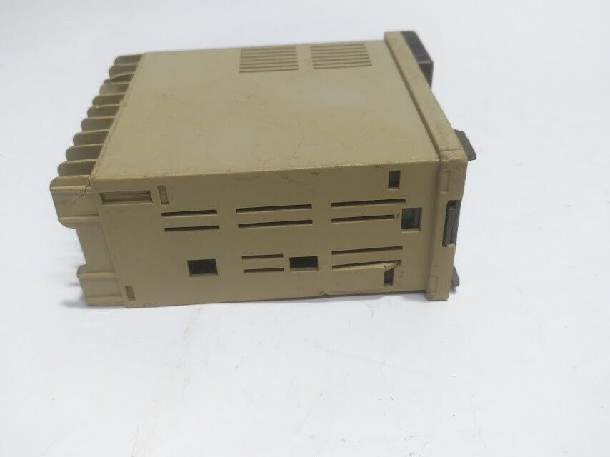 Hanyoung DF2 Temperature Controller - Image 5