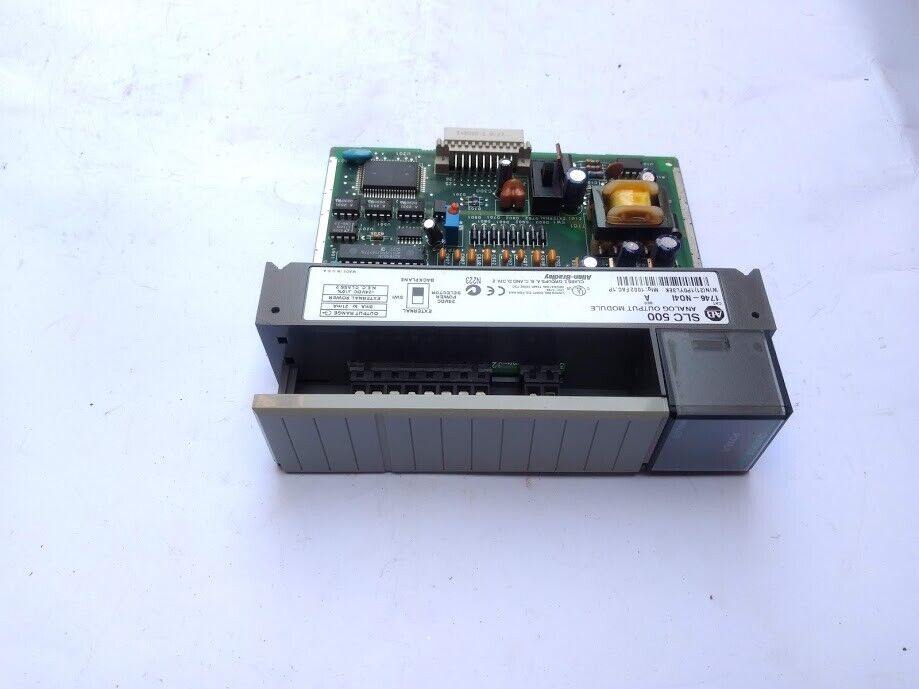 Allen-Bradley 1746-N04I Ser A SLC 500 Analog Output Module 1746N04I - Image 7