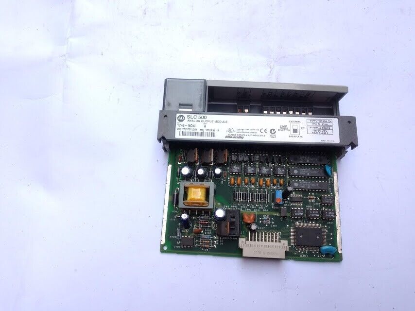 Allen-Bradley 1746-N04I Ser A SLC 500 Analog Output Module 1746N04I