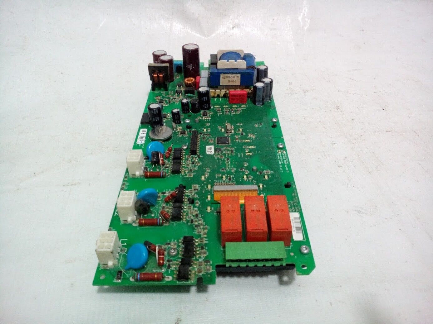Danfoss VLT Soft Starter MCD5-0000-T5-G2-CV2 340-07230-00A G2-G5 GM3KB V1.01 - Image 10