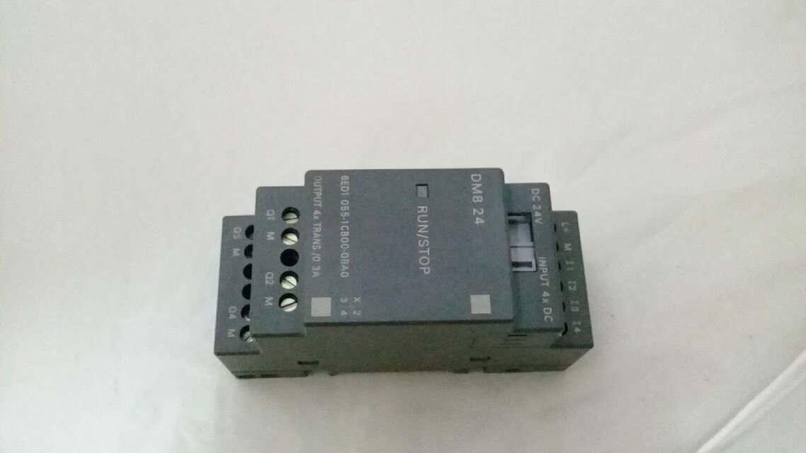 New Siemens 6ED1 055-1CB00-0BA0 Output 4x Trans./0.3A 6ED10551CB000BA0 - Image 2