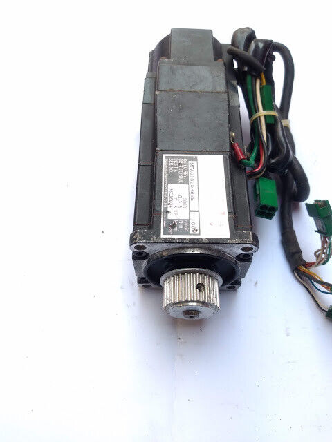 Panasonic MFA010LDRBSE AC Servo Motor 100W Rated Rev 3000 Matsushita Electric - Image 5