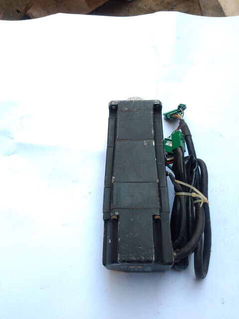 Panasonic MFA010LDRBSE AC Servo Motor 100W Rated Rev 3000 Matsushita Electric - Image 6