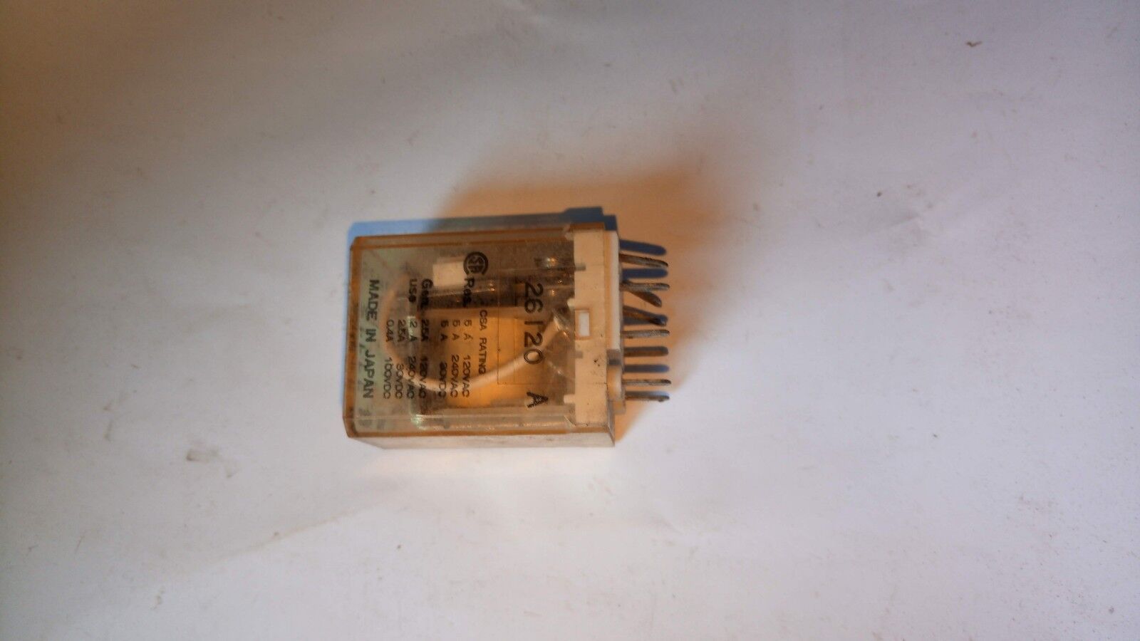 Idec RM2S AC220V 26120 A relay idec corporation / idec izumi - Image 3