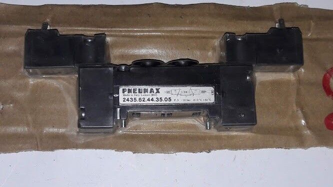New PNEUMAX 2435.62.44.35.05 Electric / Solenoid Valve Double Side 243562443505 - Image 2