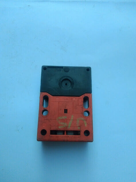 Siemens 3SE2 257-6XX30 Inerlock Switch 3SE22576XX30 - Image 9