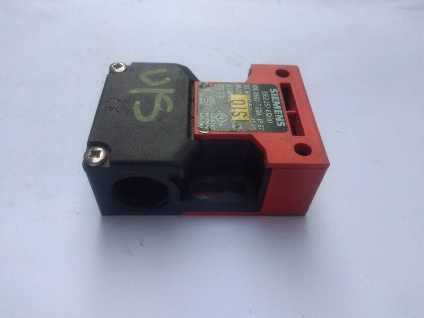 Siemens 3SE2 257-6XX30 Inerlock Switch 3SE22576XX30 - Image 7