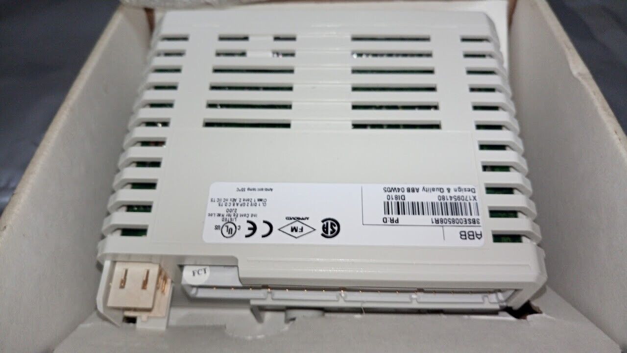 New ABB S800 I/O 3BSE008508R1 PR: D Digital Input Module DI810 - Image 2