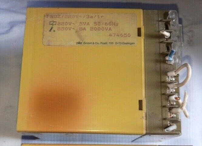 Pilz 17652 Pnoz/22v~/3a/1r 474650 safety relay