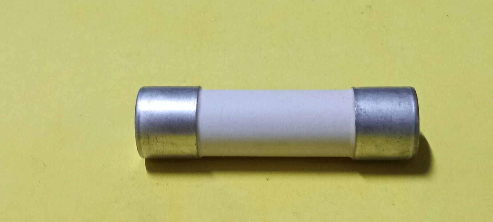 FUJI ELECTRIC FCF2-60 Ceramic Fuse AC 500V 60A V32-1500 - Image 4