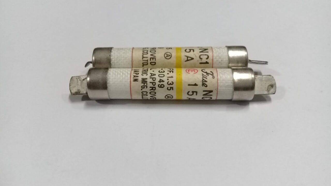 Utsunomiya Electric NC1 15A AC 500V DC 250V Cello-Lite Fuse NC1 Lot of 2
