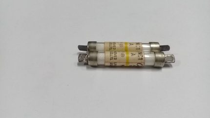 Utsunomiya Electric NC1 1A AC 500V DC 250V Cello-Lite Fuse NC1 Lot of 2