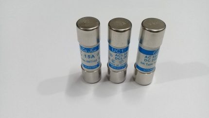 Utsunomiya Electric UC1 15A  ACL50 DCL20 Cello-Lite Fuse UC1 Lot of 3