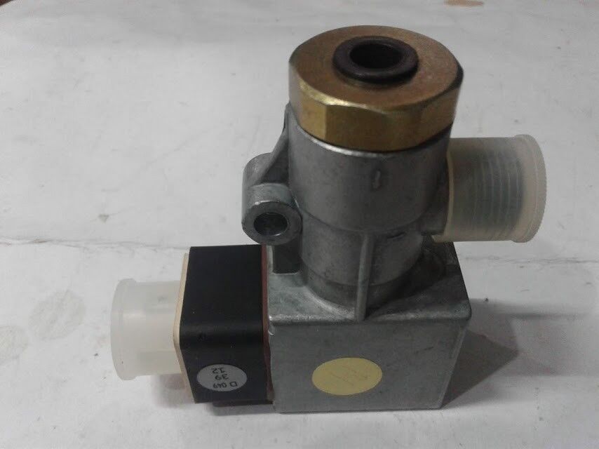 SKF lubrication System Germany 171-210-855 250VAC SKF Valve New - Image 4