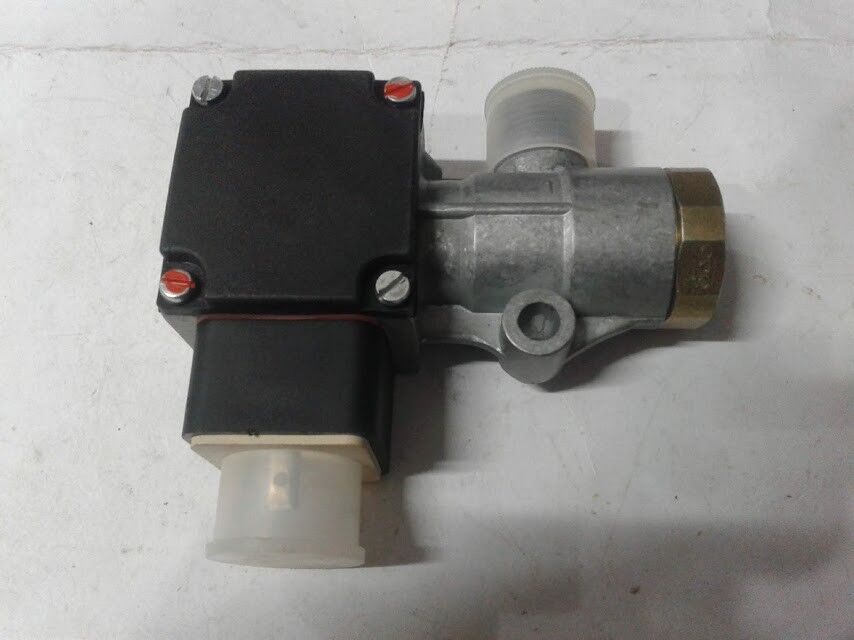 SKF lubrication System Germany 171-210-855 250VAC SKF Valve New - Image 2