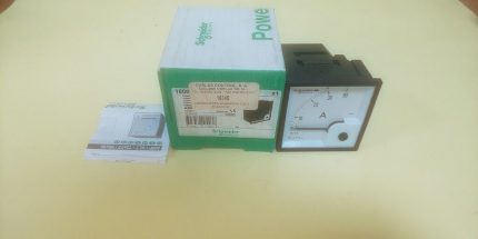 Schneider Analog Ammeter Measurement Equipment AMP 15/12 Model 15845