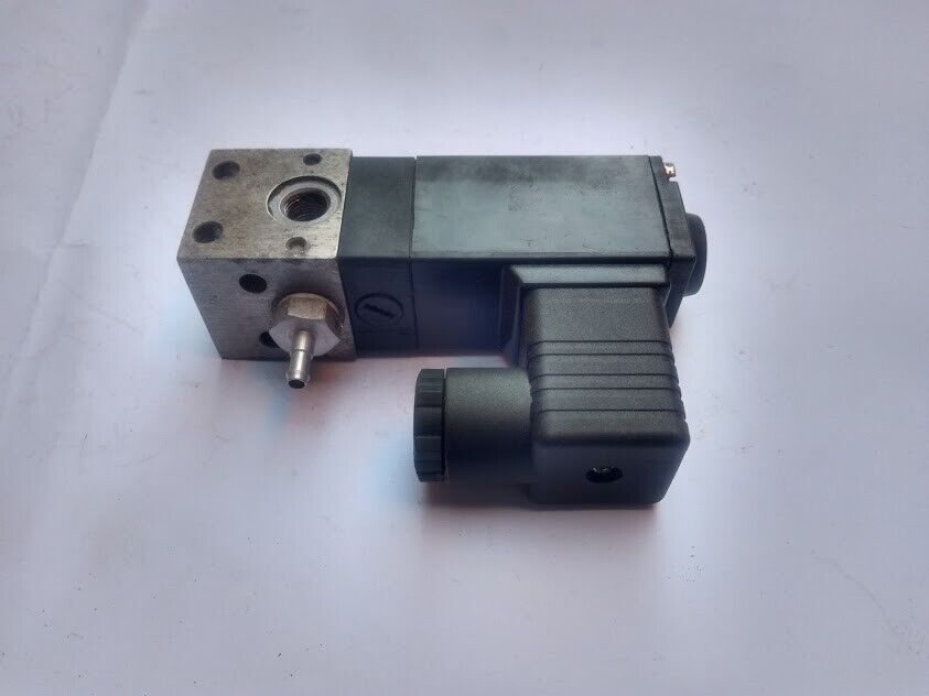 Bosch 1827414016 220v~50/60Hz Control Valve With 12 B GDM Connector & Base - Image 9