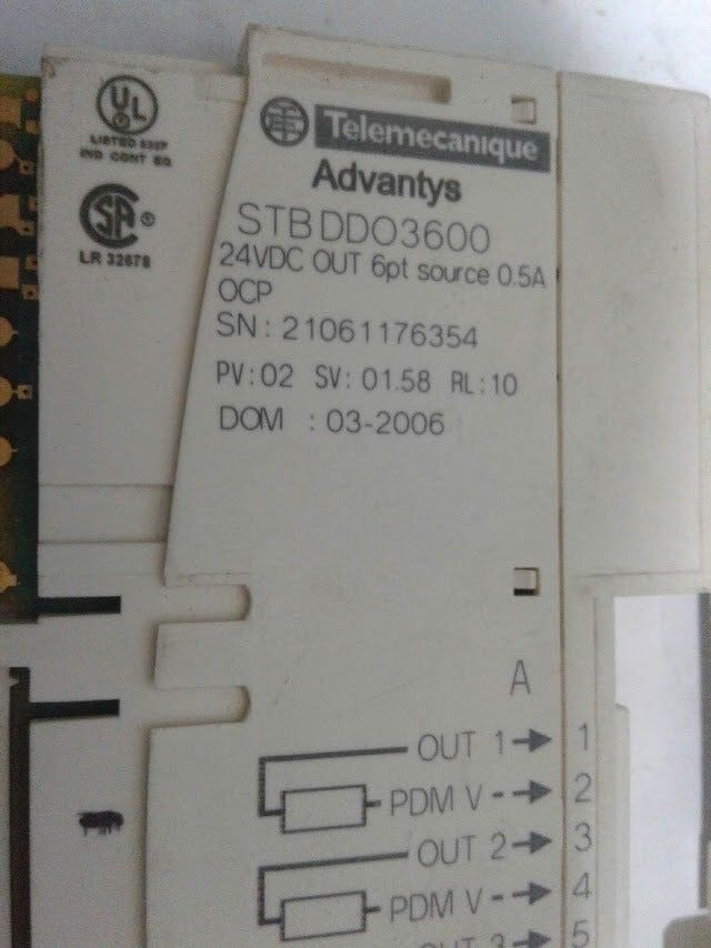 STBDDO3600 Schneider Electric STB-DDO-3600 Output Module PV02 SV01.58 RL10