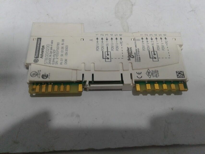 STB DDI3230 Schneider Electric 24Vdc In 2Pt Sink PV01 SV01.56 RL08 STBDDI3230