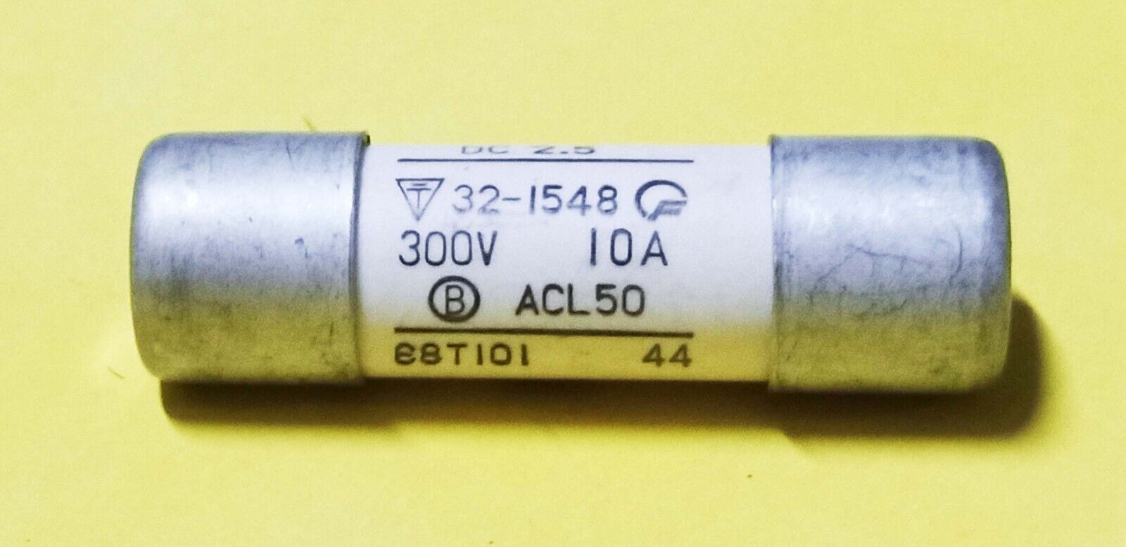 FUJI ELECTRIC FCF2-10 Ceramic Fuse AC 500V DC 125V 32-1548 - Image 5