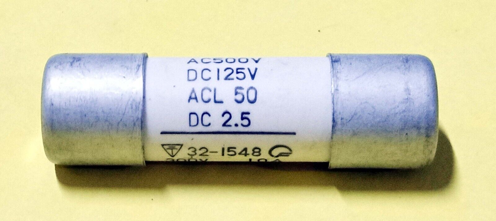 FUJI ELECTRIC FCF2-10 Ceramic Fuse AC 500V DC 125V 32-1548 - Image 3