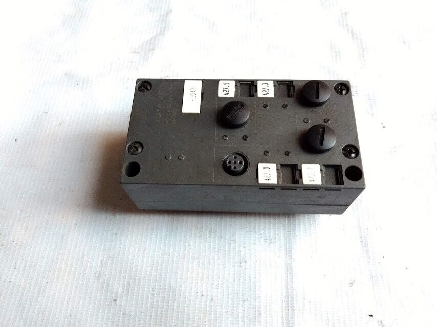 Siemens Simatic S7 6ES7 142-1BD30-0XA0 Digital Output Module 6ES71421BD300XA0 - Image 8