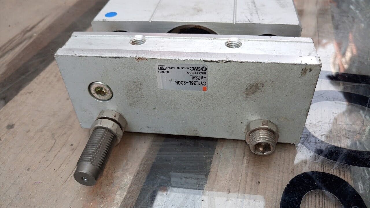 SMC Corporation CY1L25L200B A73H Rodless Guide Cylinder CY1L25L-200B-A73H - Image 3
