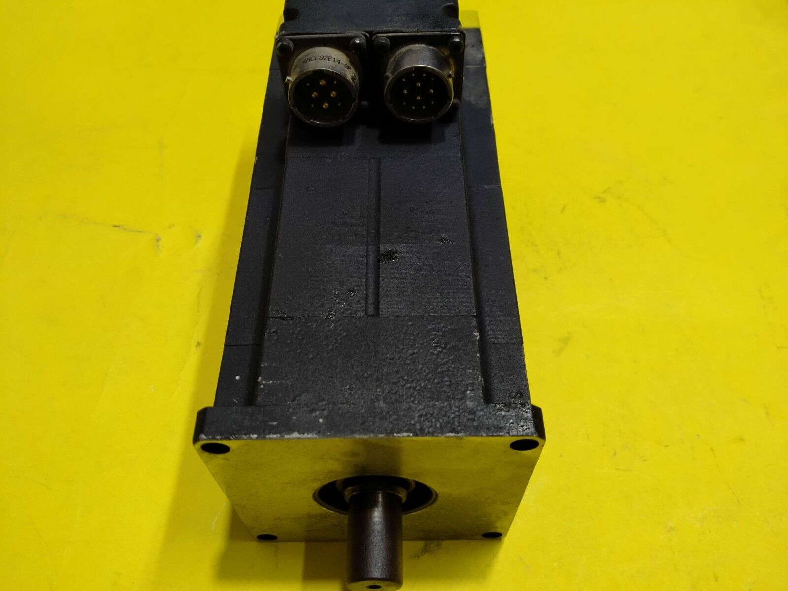 Staubli Baldor W090/1515 D 221 348 00 S2P102W002G1 Brushless AC Servo motor - Image 4