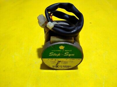 Sanyo Denki 103H7522-7051 5-phase stepping motor 103H75227051