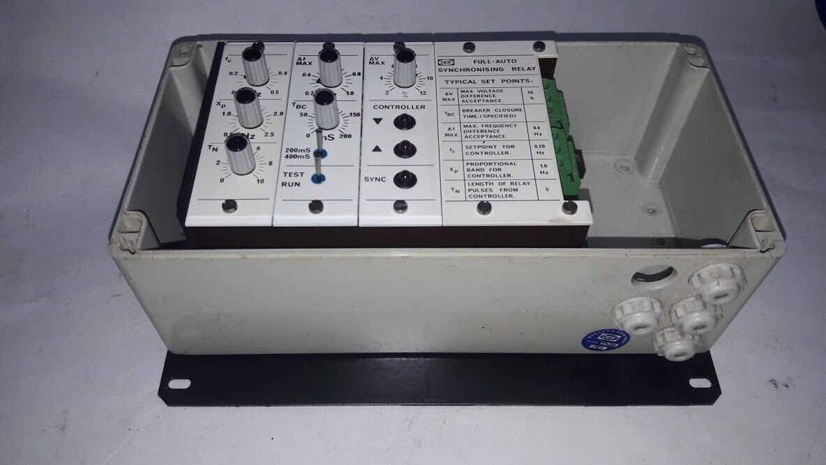 DEIF FULL-AUTO SYNCHRONISING RELAY 0102 Marine Store Spare - Image 2