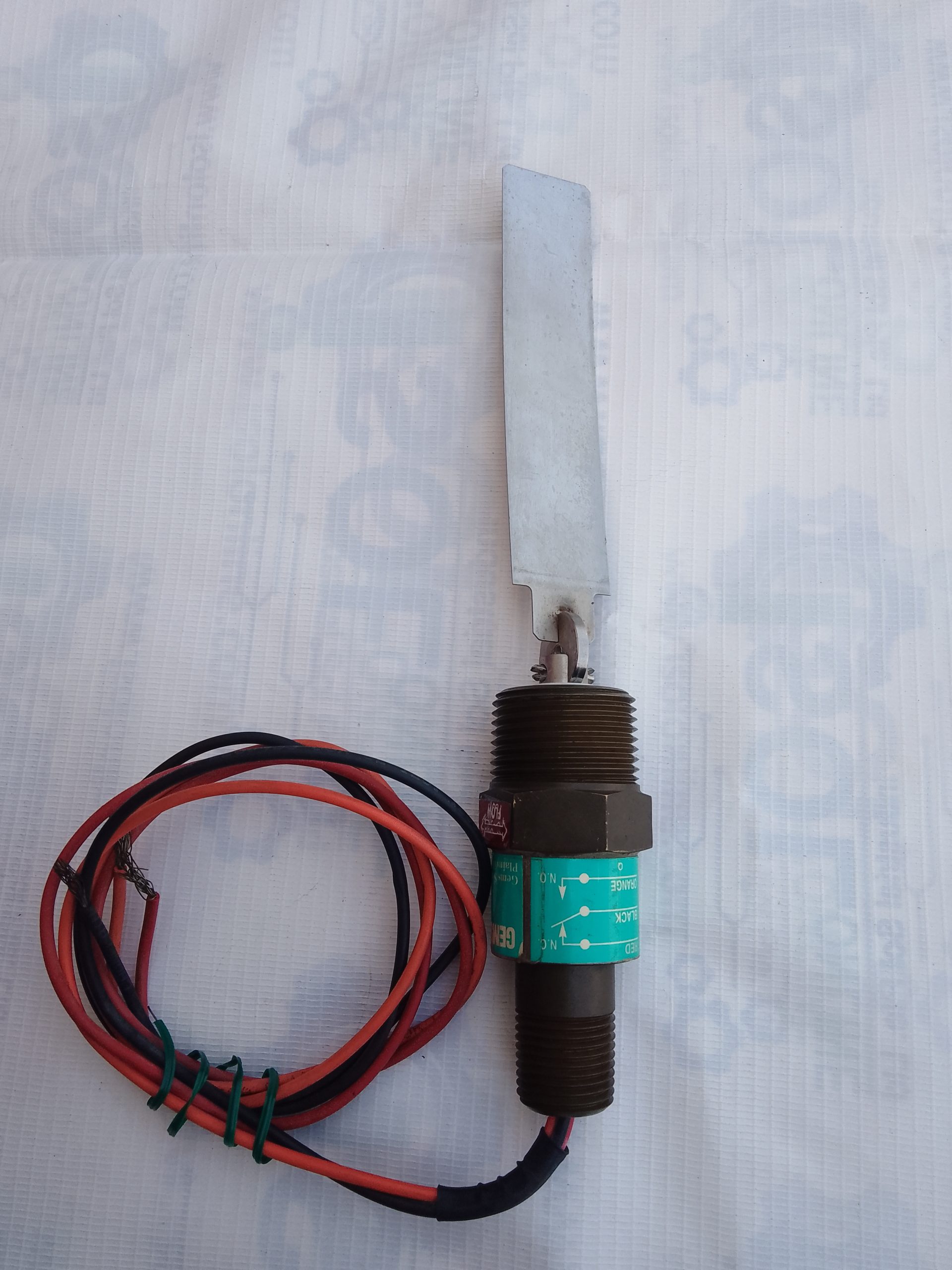 Gems FS-550 Metal Paddle Flow Switch 29609 High Pressure Pilot Duty 20VA 240VAC - Image 3