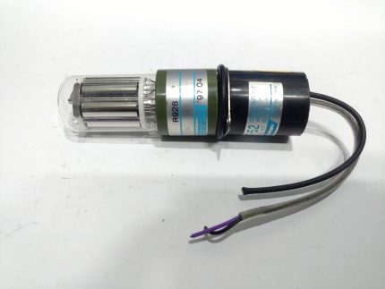Hamamatsu R928 Photomultiplier tube W/ E717-52 D-type socket assembly 44552-101