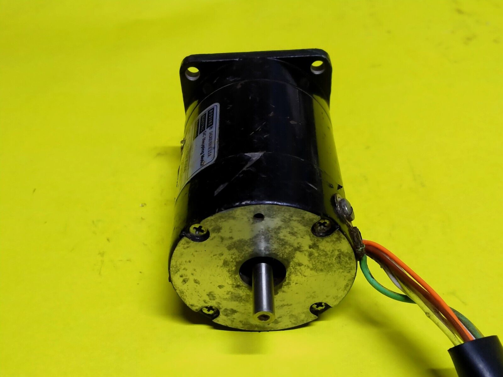 Bodine Electric 23T2FEHH DC Stepping Motor 5VDC 1.6A INS F3 Bodine Motor - Image 4