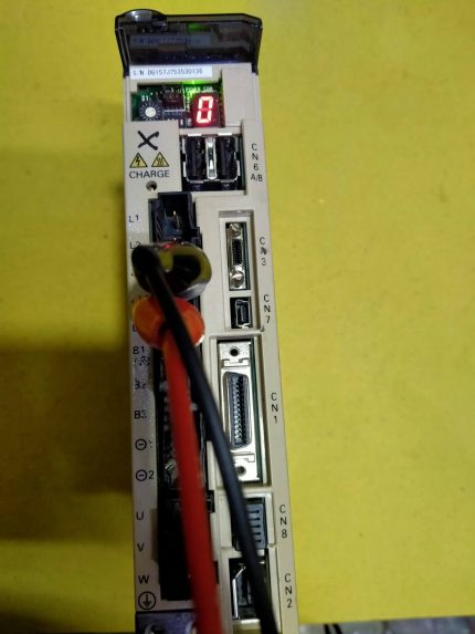Yaskawa SGDV-R90A11A001000 Digital Servo driver for linear motor 597069-4-136