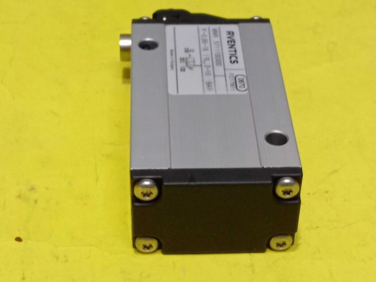 Aventics 5711100300 3/2-Way Directional Control Valve CD12 Marine Store Spare New - Image 5